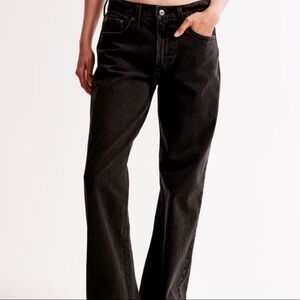Abercrombie and Fitch The Baggy Low Rise Jean in Black Size x-short 24